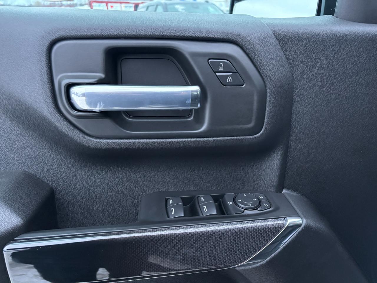 2026 Chevrolet Silverado 1500 2026 Chevrolet Silverado Custom Trail Boss 4WD Photo