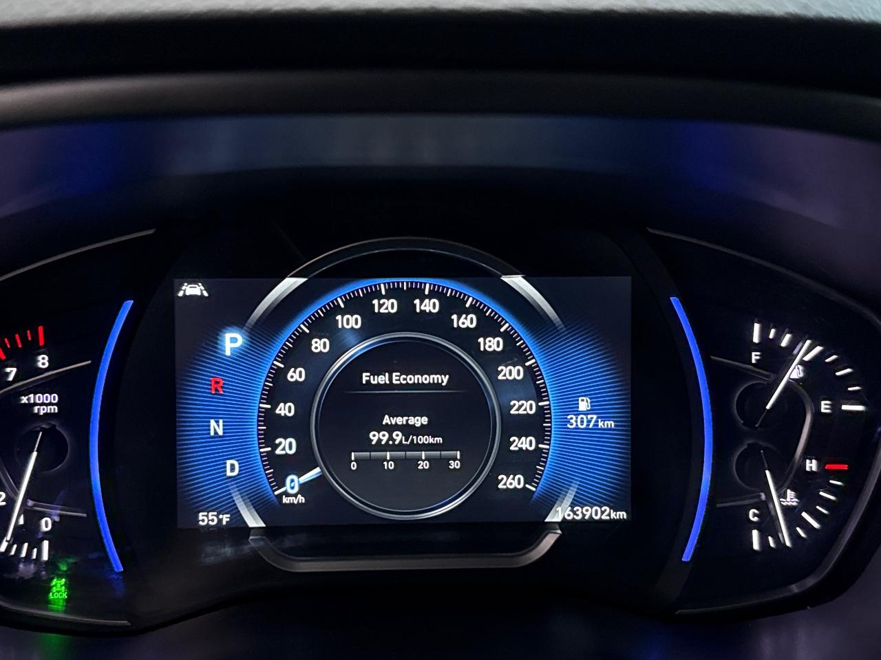 2020 Hyundai Santa Fe Luxury 2.0 Photo