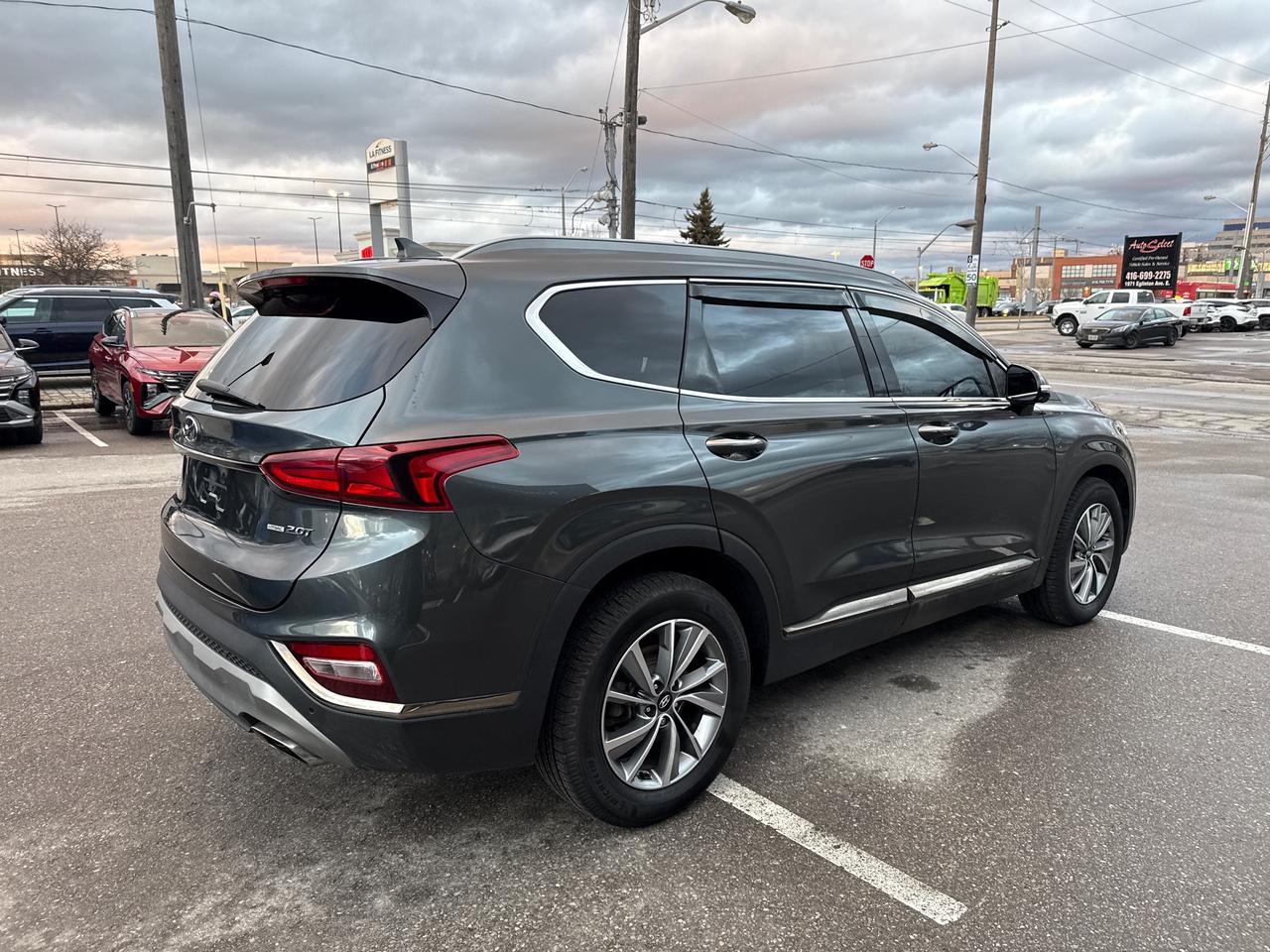 2020 Hyundai Santa Fe Luxury 2.0 Photo4