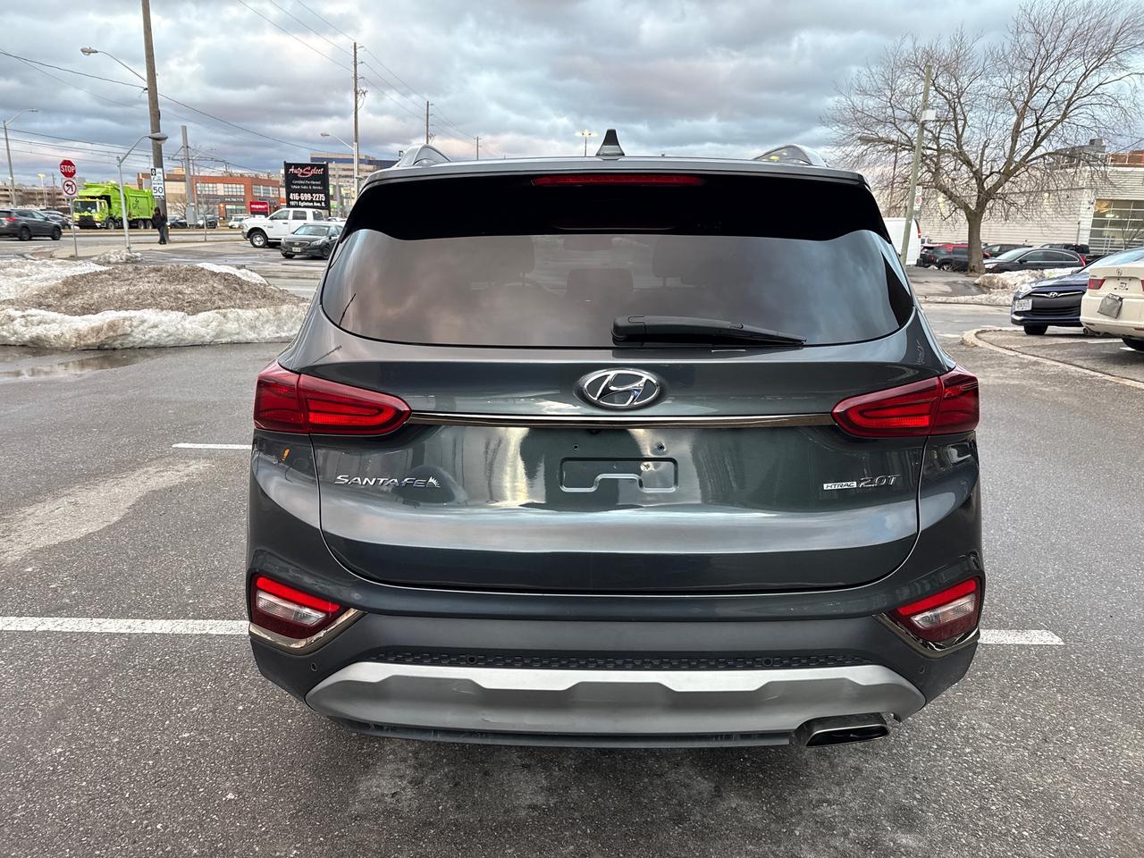 2020 Hyundai Santa Fe Luxury 2.0 Photo3