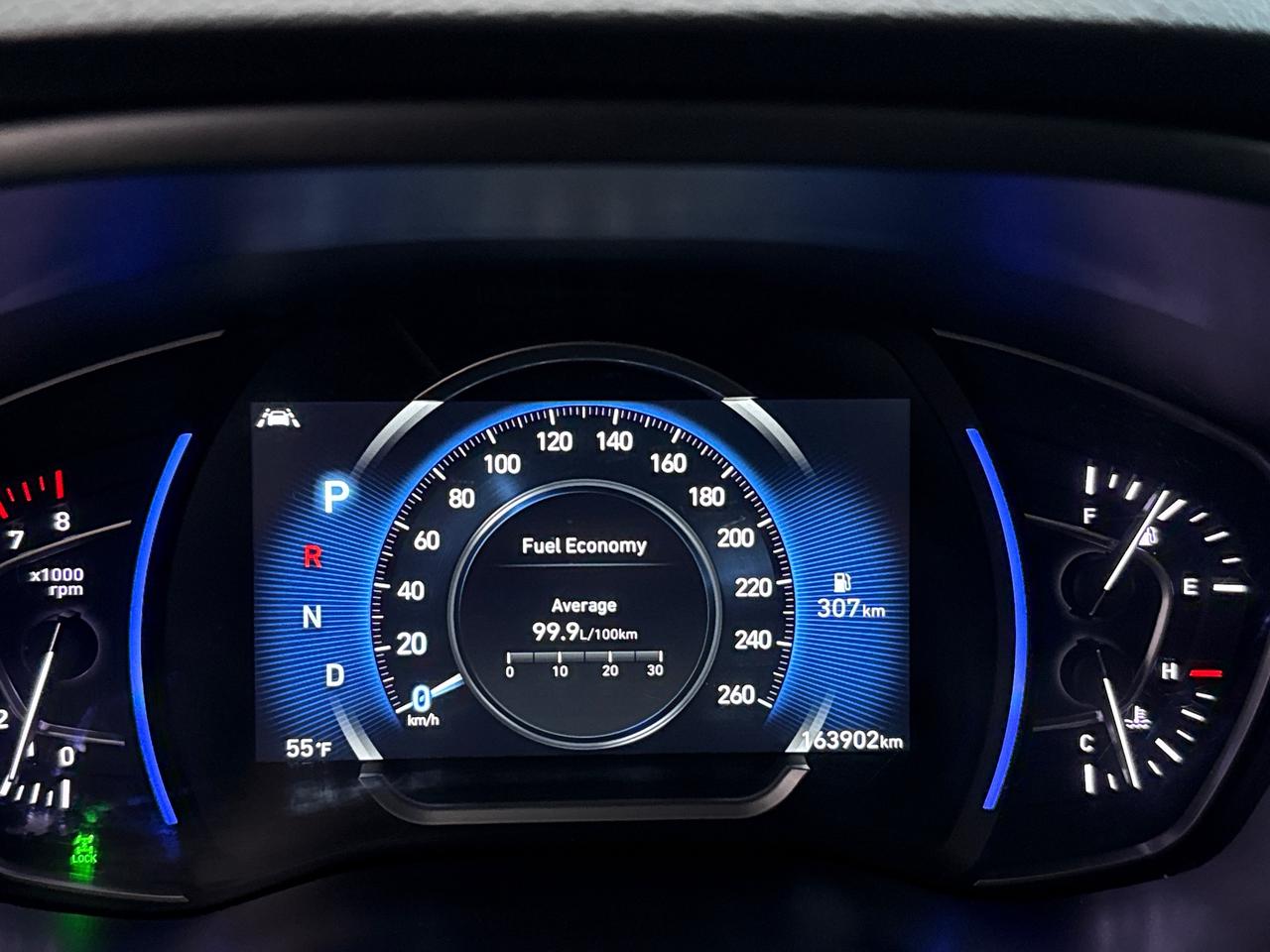 2020 Hyundai Santa Fe Luxury 2.0 Photo