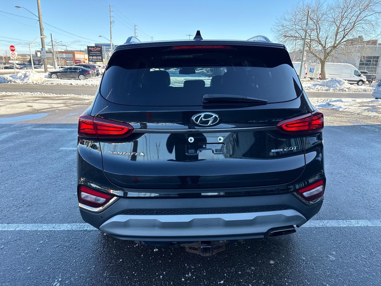 2020 Hyundai Santa Fe Luxury 2.0 Photo3