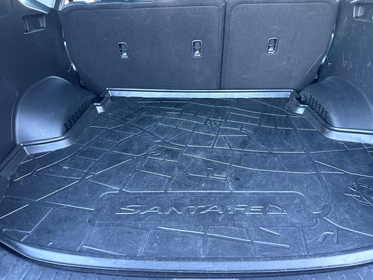 2020 Hyundai Santa Fe Luxury 2.0 Photo