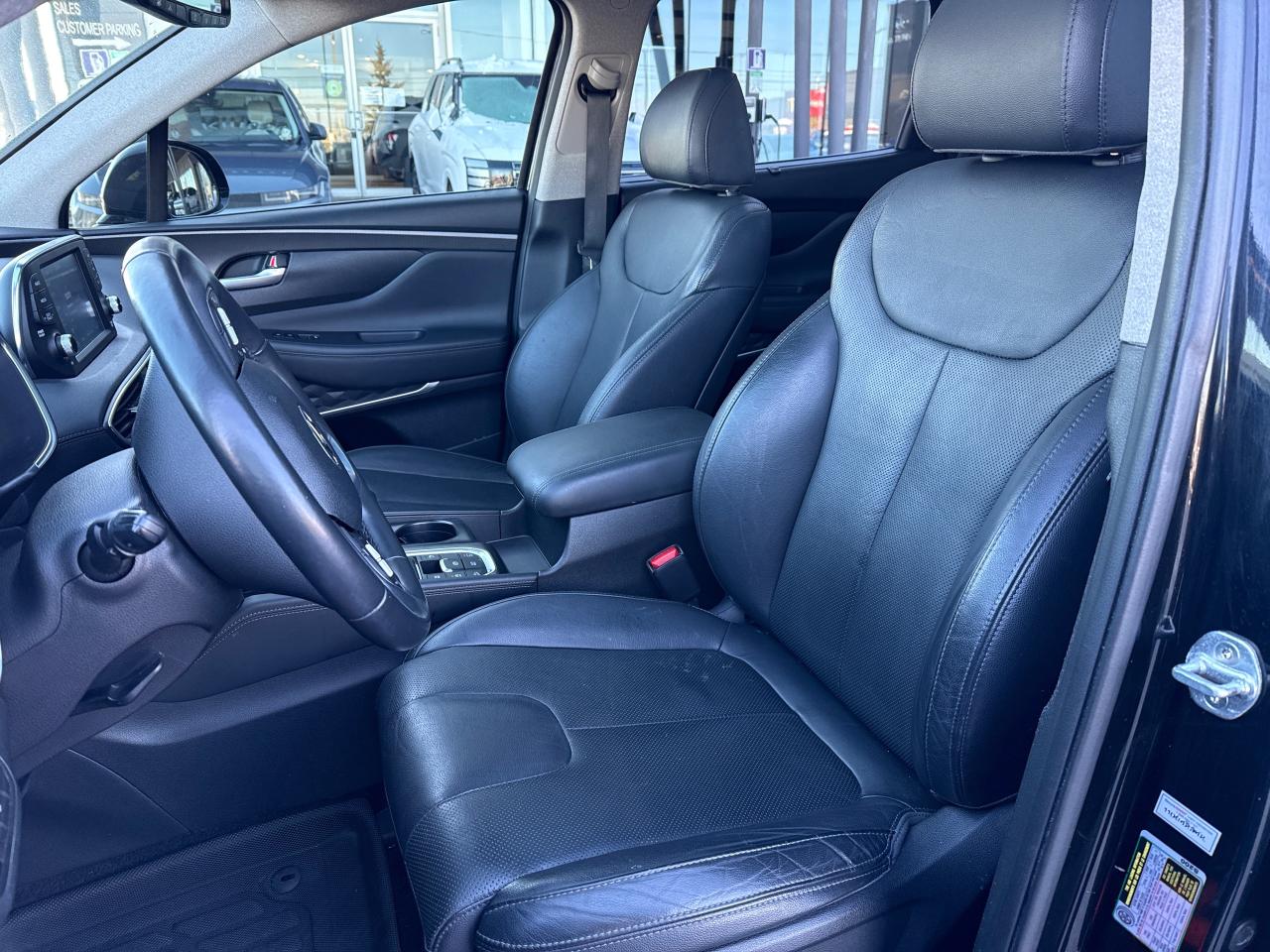 2020 Hyundai Santa Fe Luxury 2.0 Photo