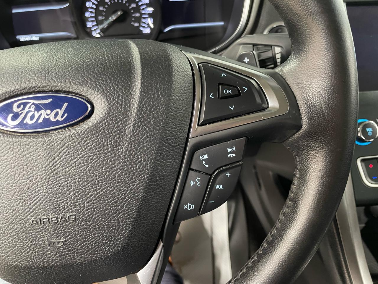 2017 Ford Fusion SE | LEATHER | MEMORY SEATS | POWER FRONT SEATS Photo