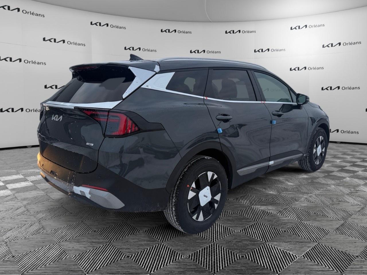 2026 Kia Sportage Hybrid EX AWD Photo4