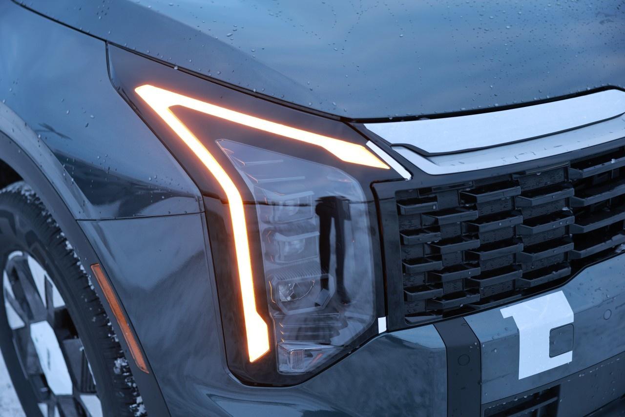 2026 Kia Sportage Hybrid EX AWD Photo