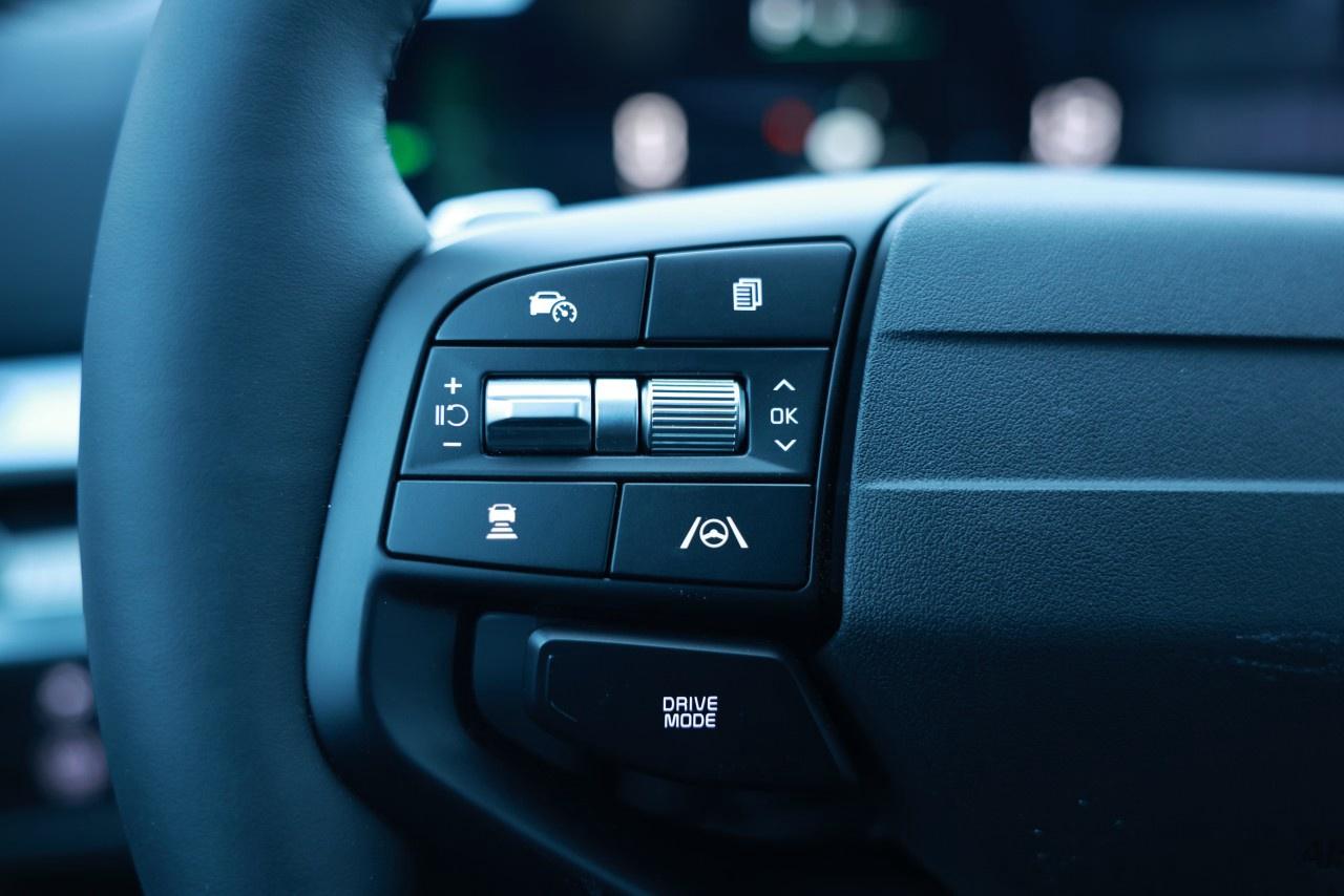 2026 Kia Sportage Hybrid EX AWD Photo