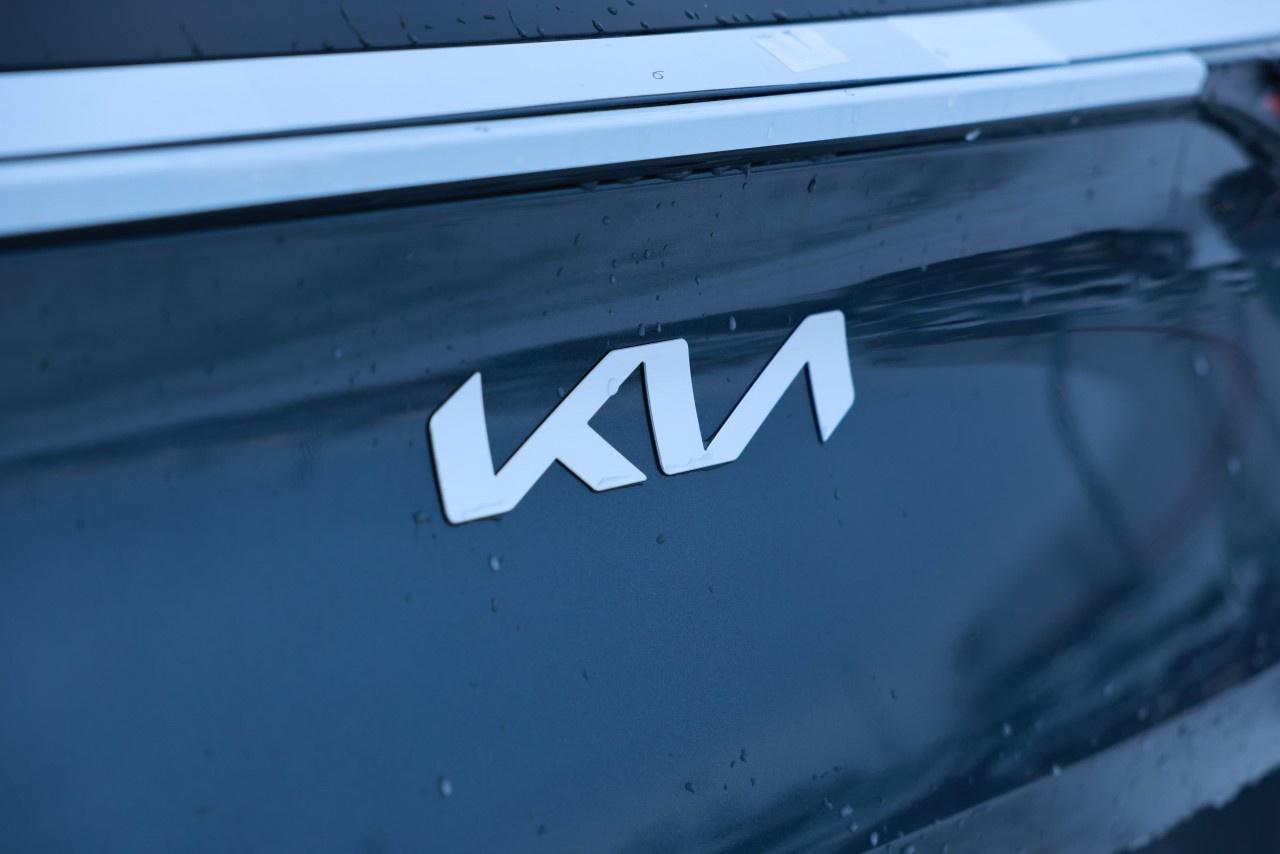 2026 Kia Sportage Hybrid EX AWD Photo