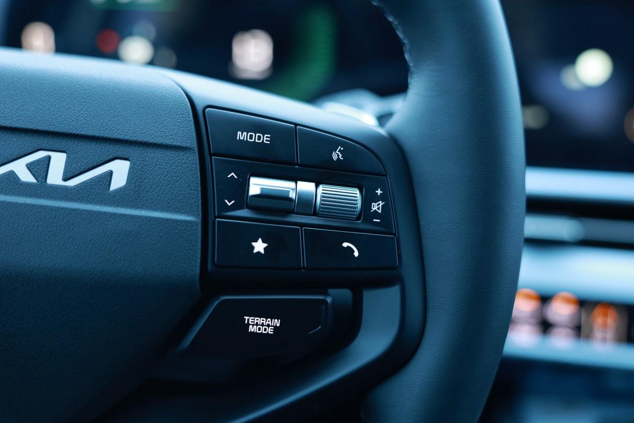 2026 Kia Sportage Hybrid EX AWD Photo