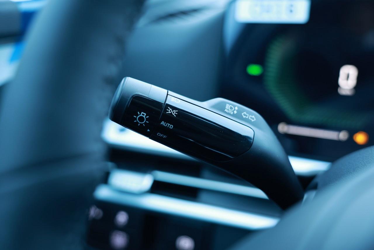 2026 Kia Sportage Hybrid EX AWD Photo