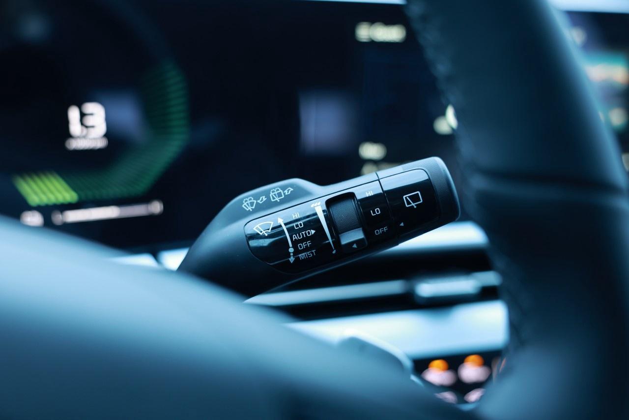 2026 Kia Sportage Hybrid EX AWD Photo