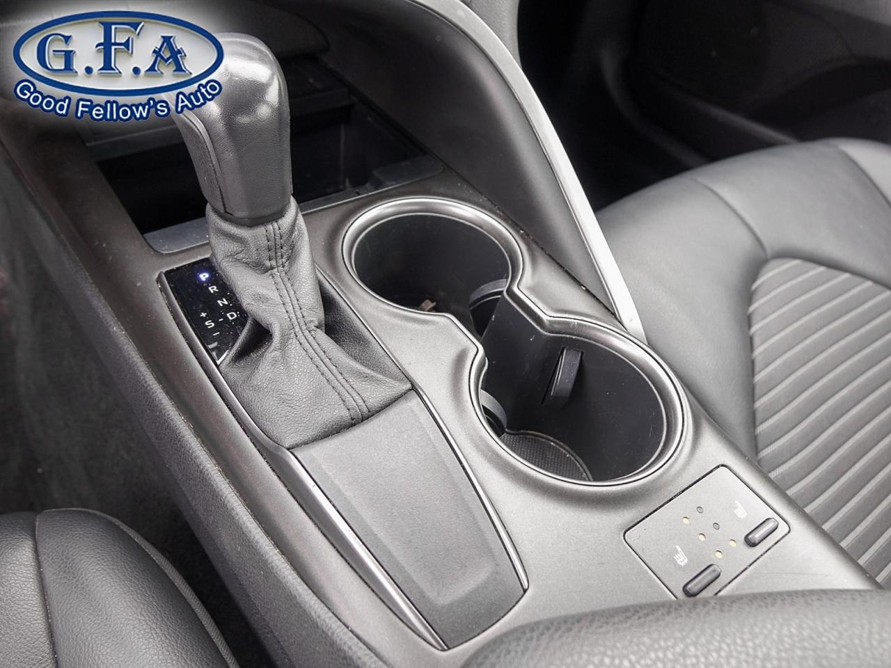 2022 Toyota Camry SE MODEL, REARVIEW CAMERA, LEATHER & CLOTH, HEATED Photo