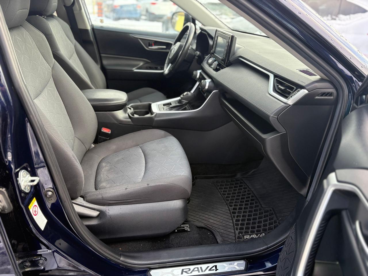 2019 Toyota RAV4 XLE,AWD,NO ACCIDENT,BLUETOOTH,SAFETY+WARRANTY INCL Photo