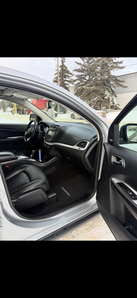 2015 Dodge Journey R/T - Photo #7