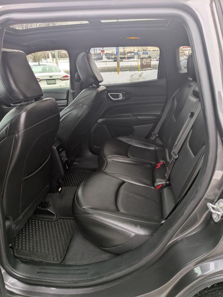 2022 Jeep Compass Altitude 4x4 - Photo #16