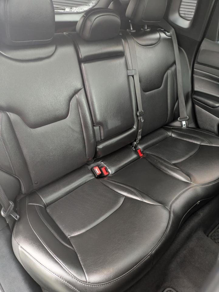 2022 Jeep Compass Altitude 4x4 - Photo #19