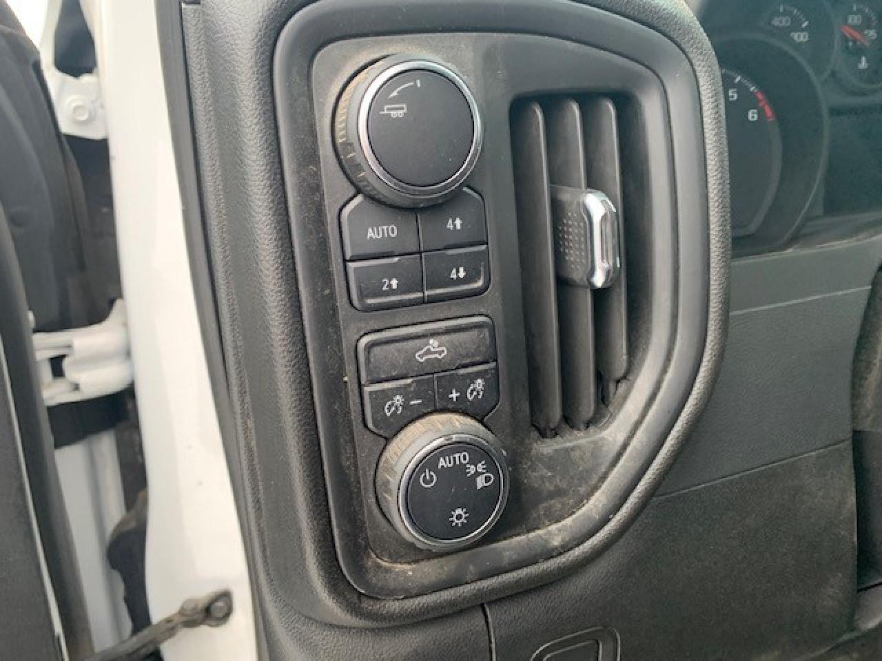 2024 Chevrolet Silverado 1500 Work Truck Photo3