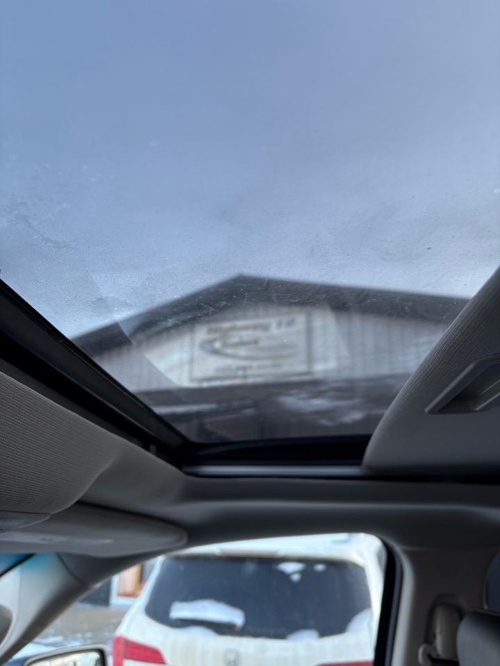 2016 RAM 1500 Laramie - Photo #7