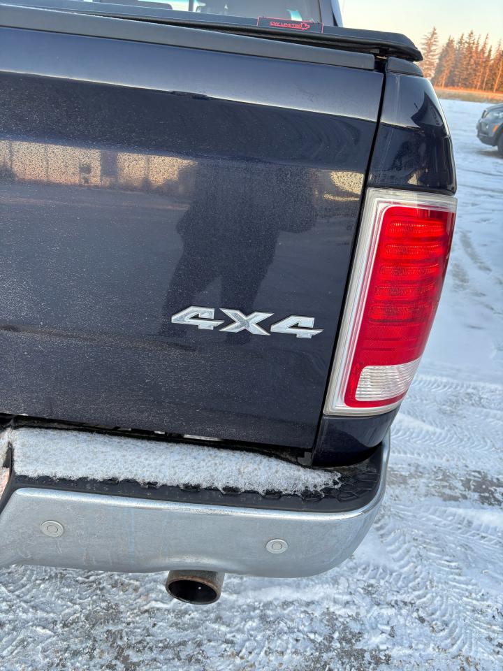 2016 RAM 1500 Laramie - Photo #17