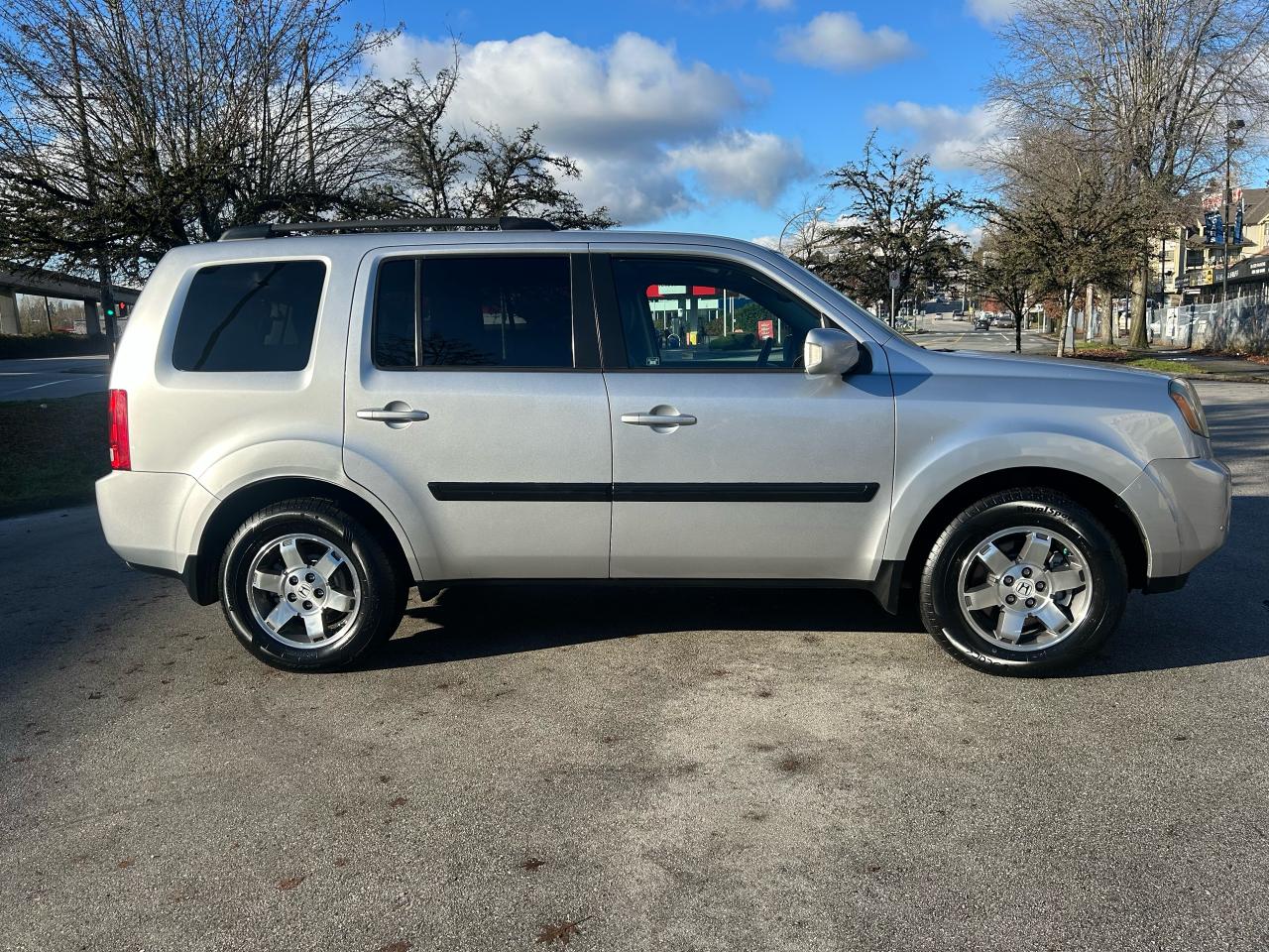 2011 Honda Pilot 4WD 4dr Touring - Photo #5