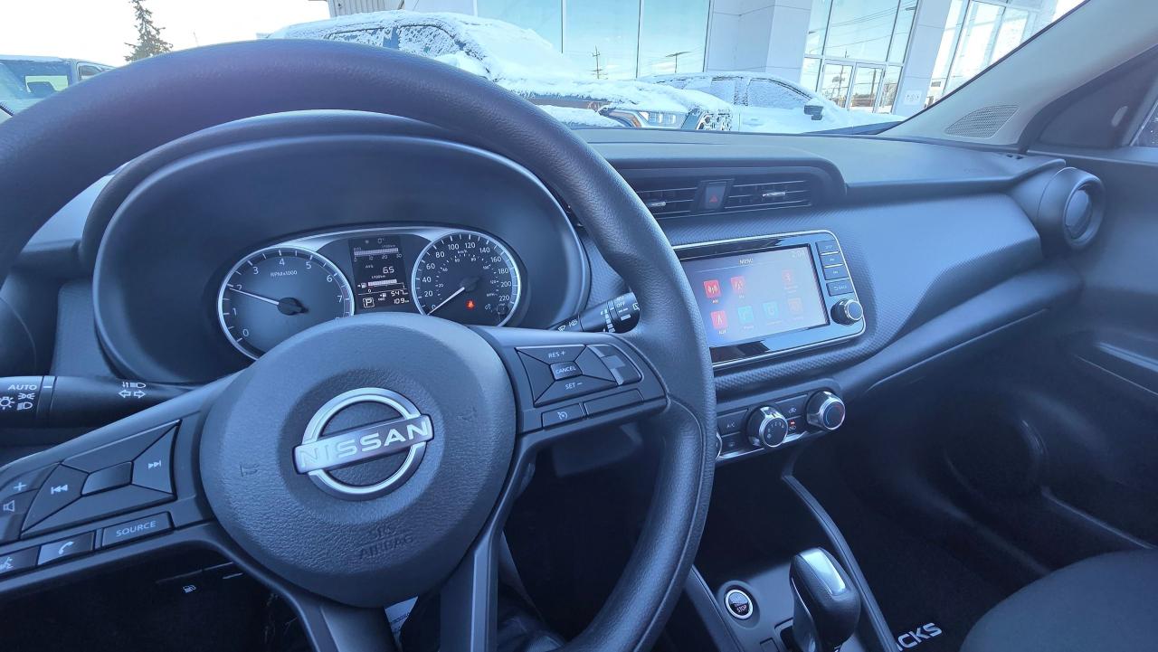2025 Nissan Kicks S - Photo #12