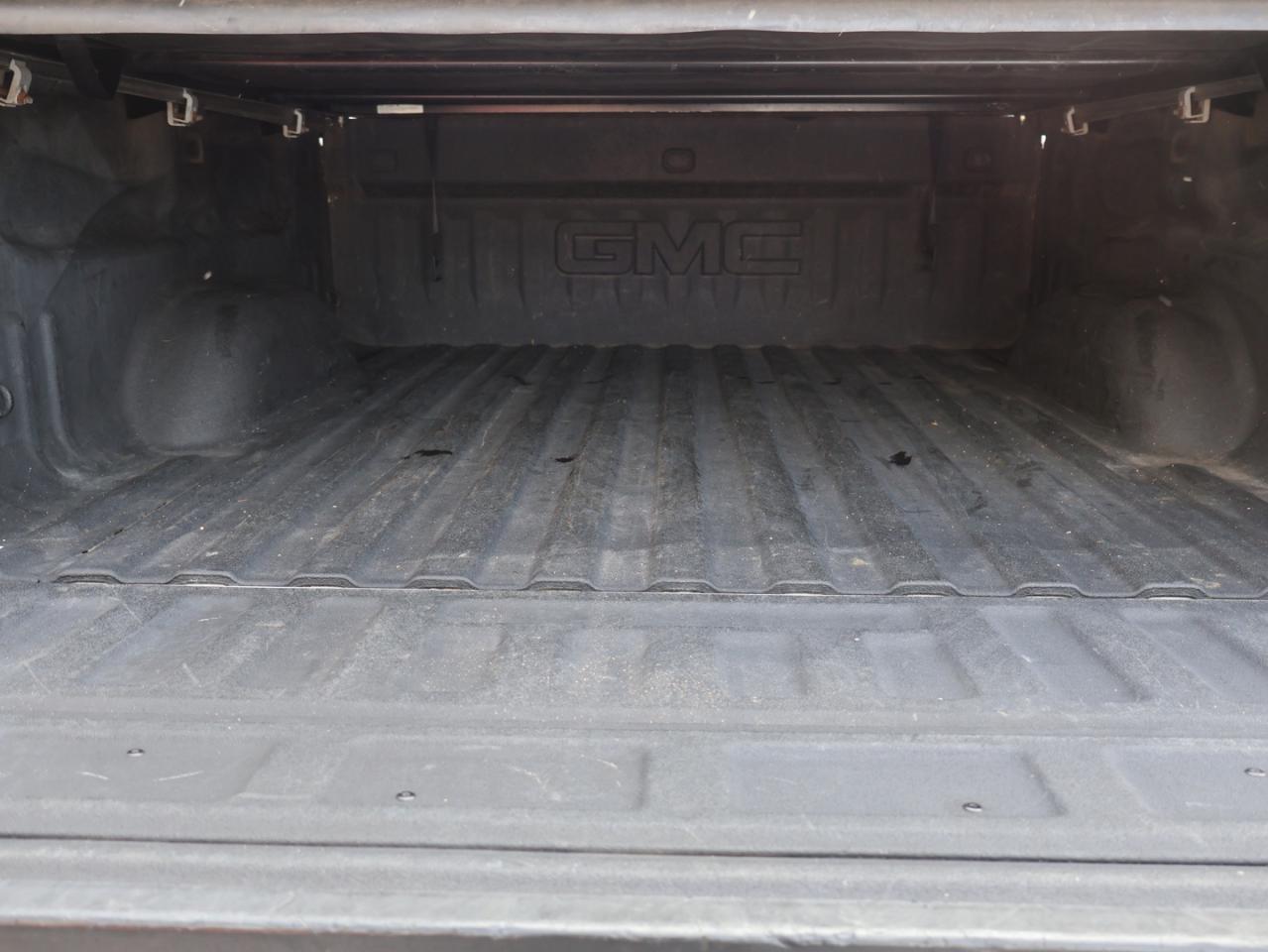 2015 GMC Sierra 1500 V8 SLE CREW 4WD CERTIFIED *ACCIDENT FREE*38 SERVICE RECORDS* CAMERA NAV BLUETOOTH LEATHER HEATED SEATS CRUISE ALLOYS - Photo #34