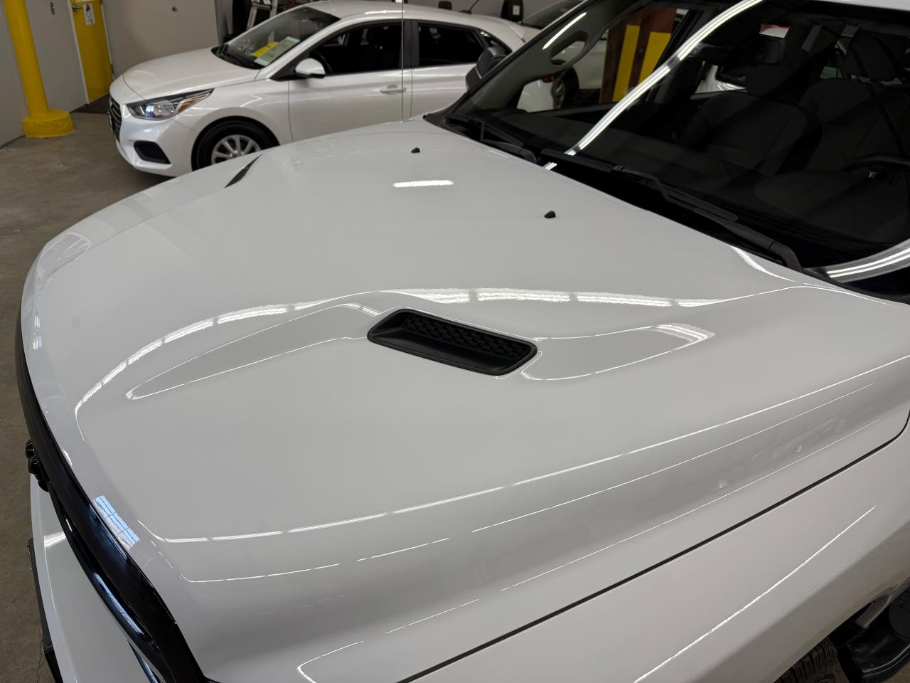 2021 RAM 1500 Classic EXPRESS - Photo #13