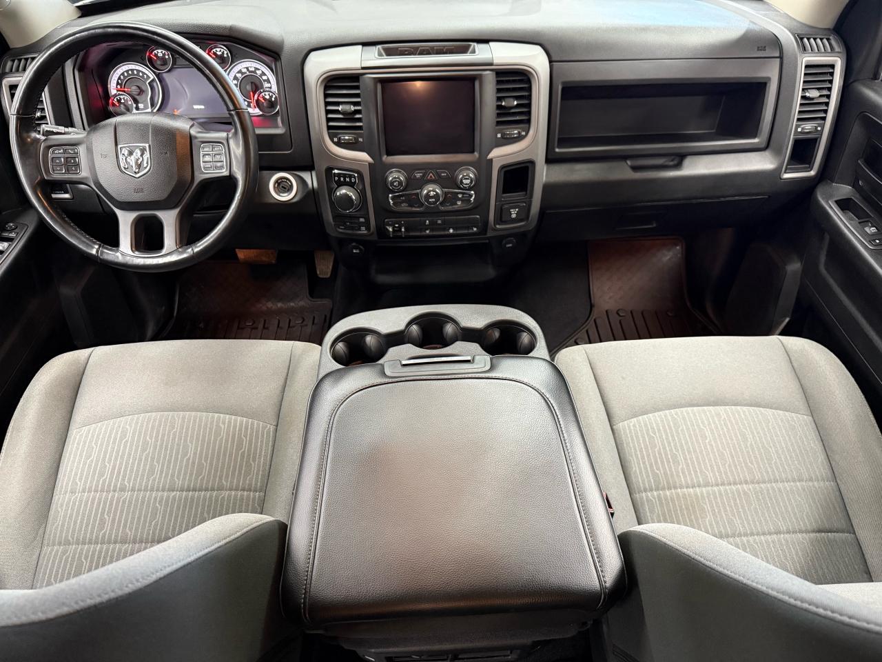 2021 RAM 1500 Classic EXPRESS - Photo #14