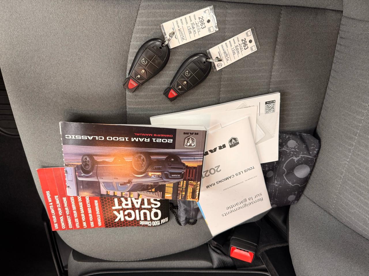 2021 RAM 1500 Classic EXPRESS - Photo #34