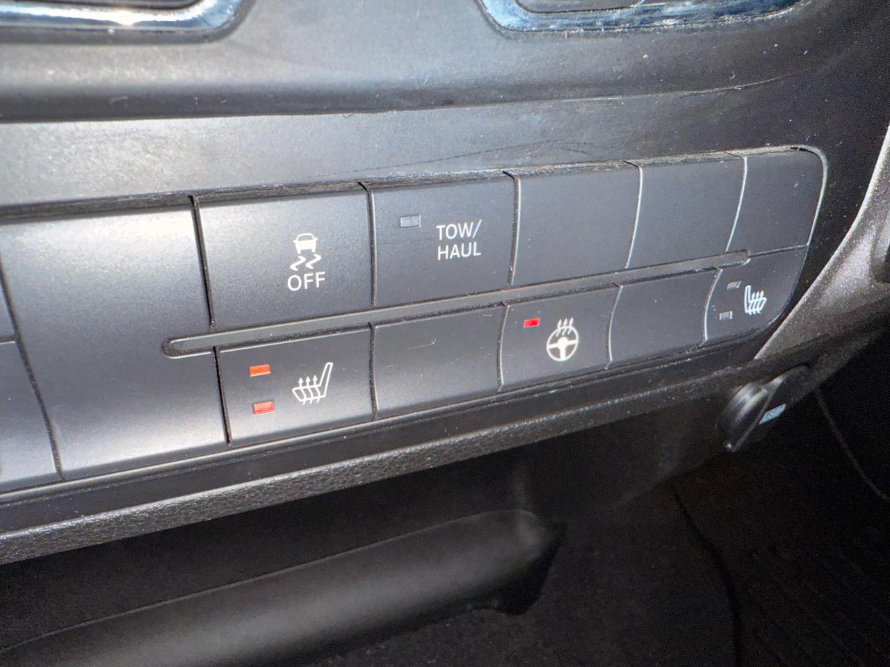 2021 RAM 1500 Classic EXPRESS - Photo #24