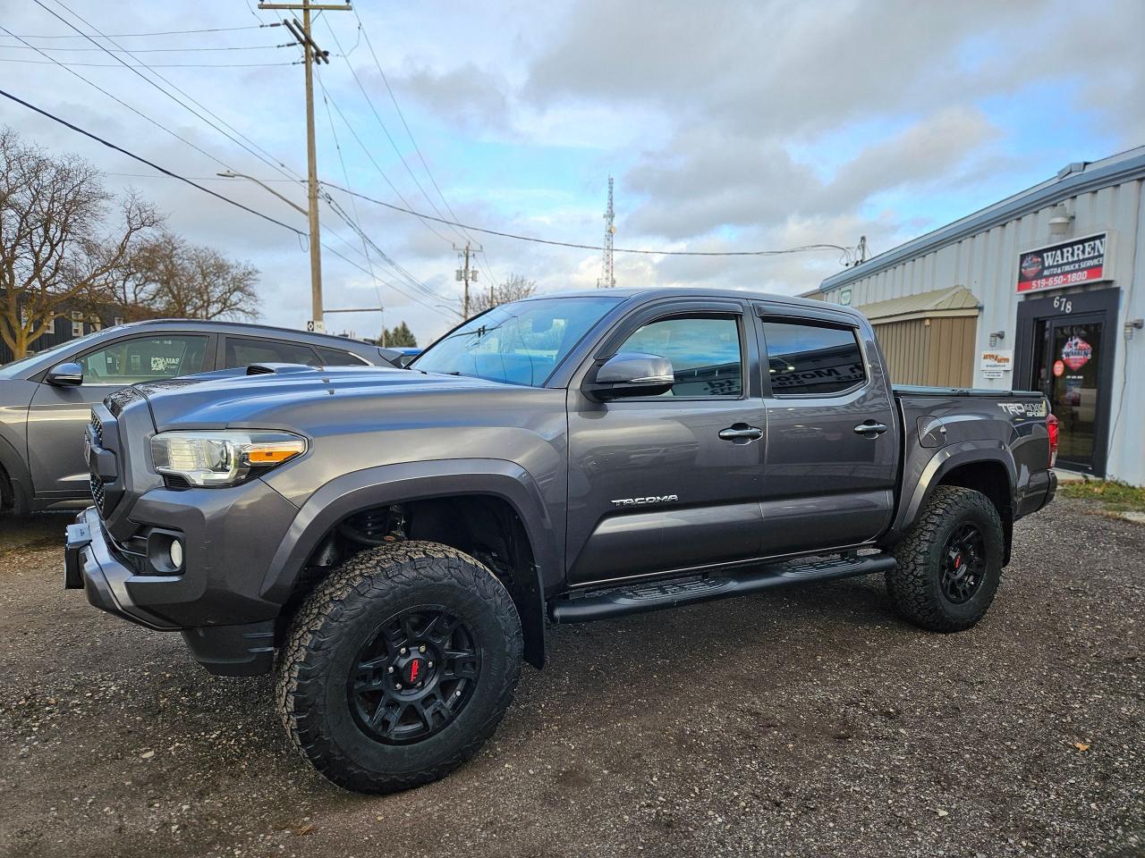 Used 2019 Toyota Tacoma TRD Sport for sale in Cambridge, ON