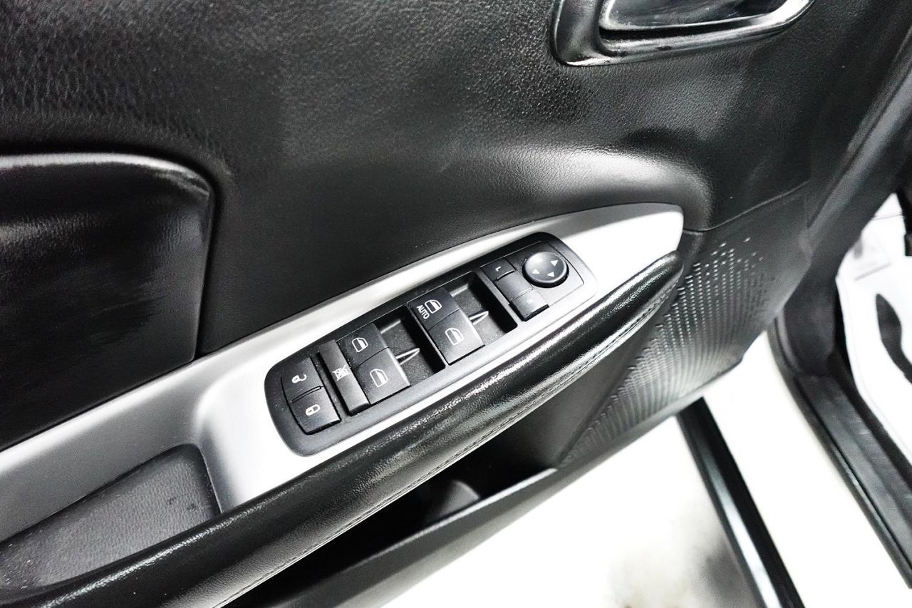 2016 Dodge Journey DEALER MAINTAIN,NO ACCIDENT,ONE OWNER,4 CYL Photo