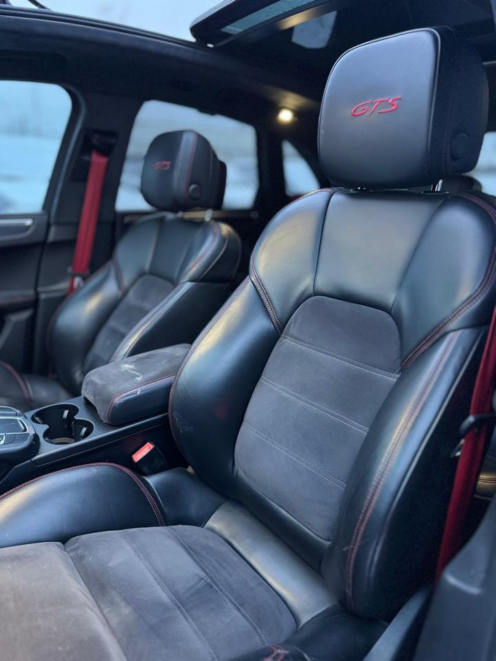 2017 Porsche Macan GTS - Photo #13