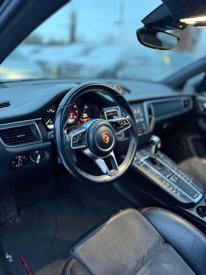 2017 Porsche Macan GTS - Photo #14