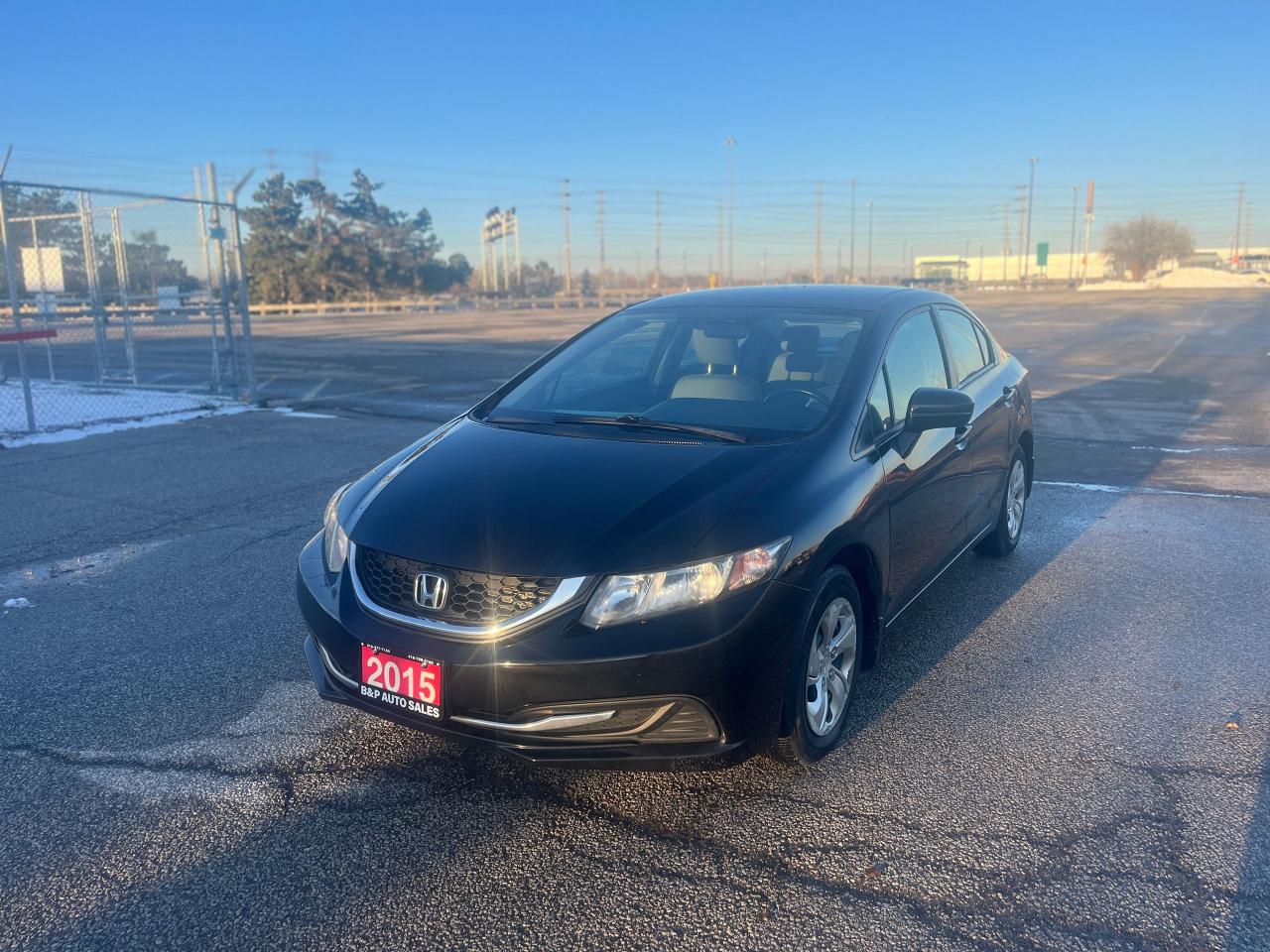 2015 Honda Civic LX Photo0