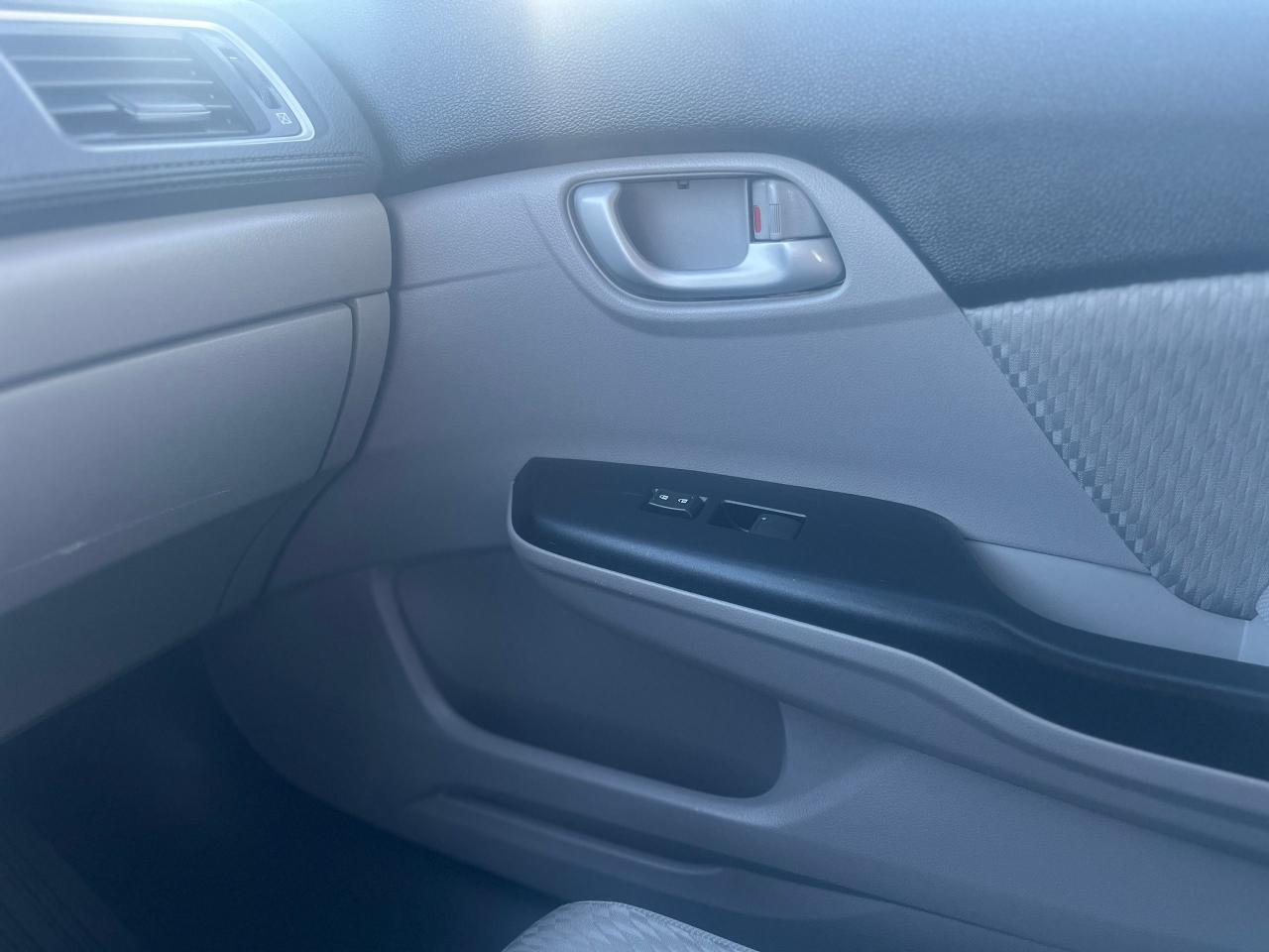 2015 Honda Civic LX Photo