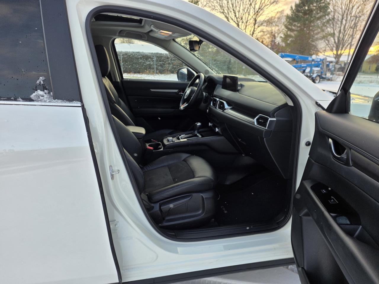 2023 Mazda CX-5 Kuro Edition - Photo #17