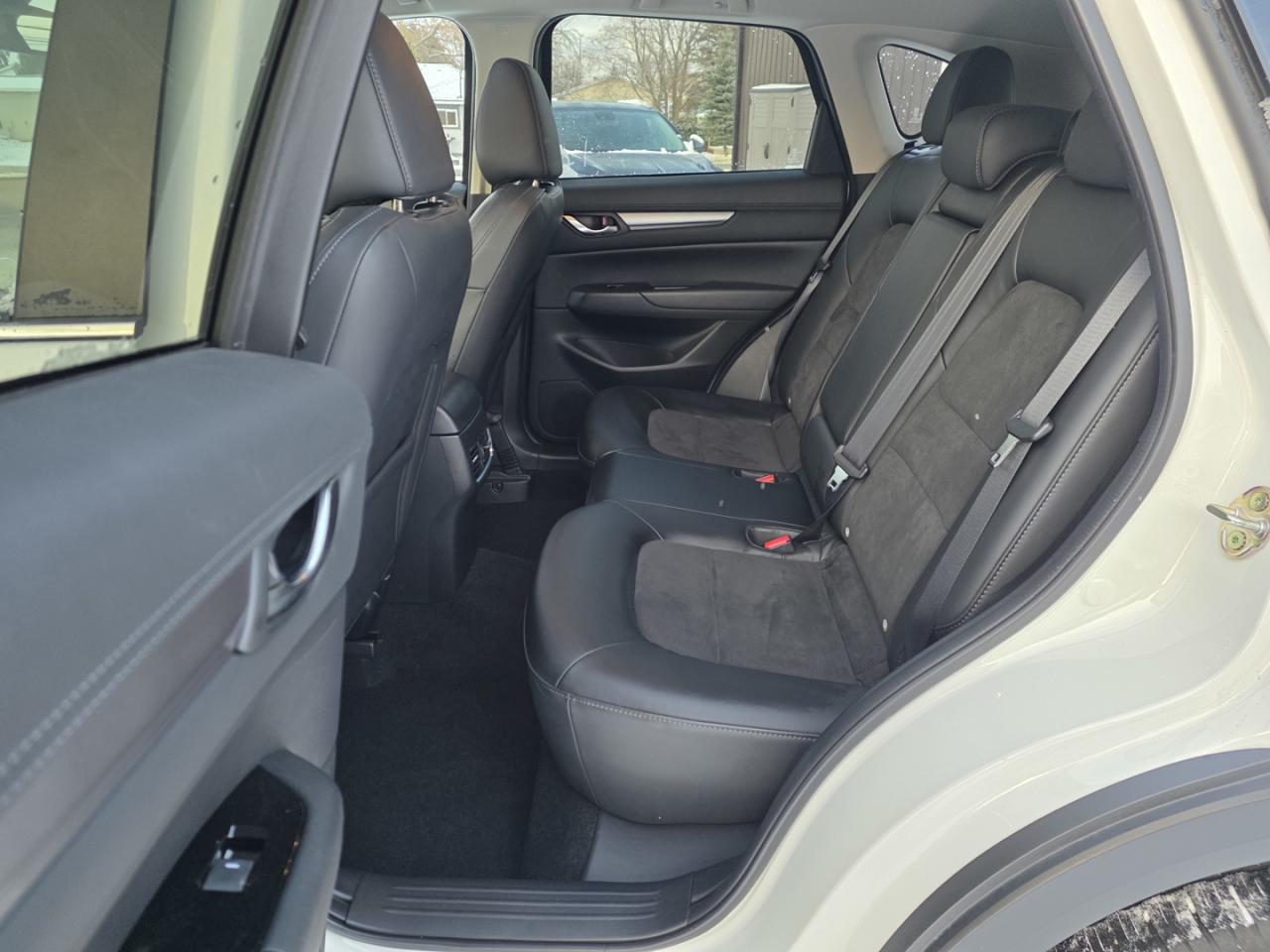 2023 Mazda CX-5 Kuro Edition - Photo #21