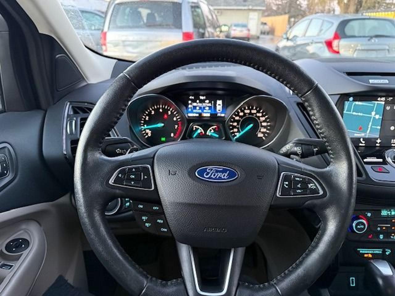 2017 Ford Escape 4WD 4DR TITANIUM - Photo #6
