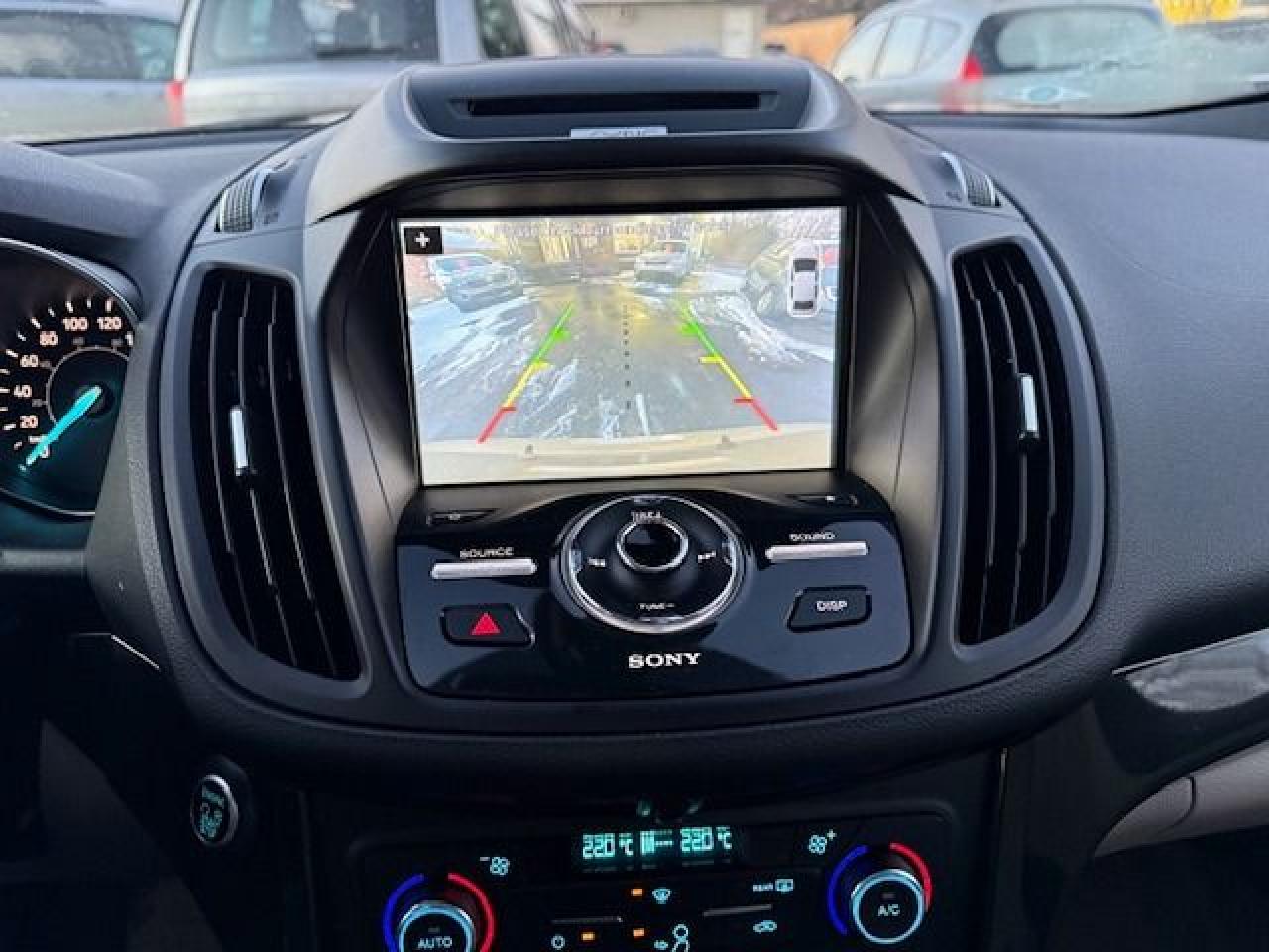 2017 Ford Escape 4WD 4DR TITANIUM - Photo #9