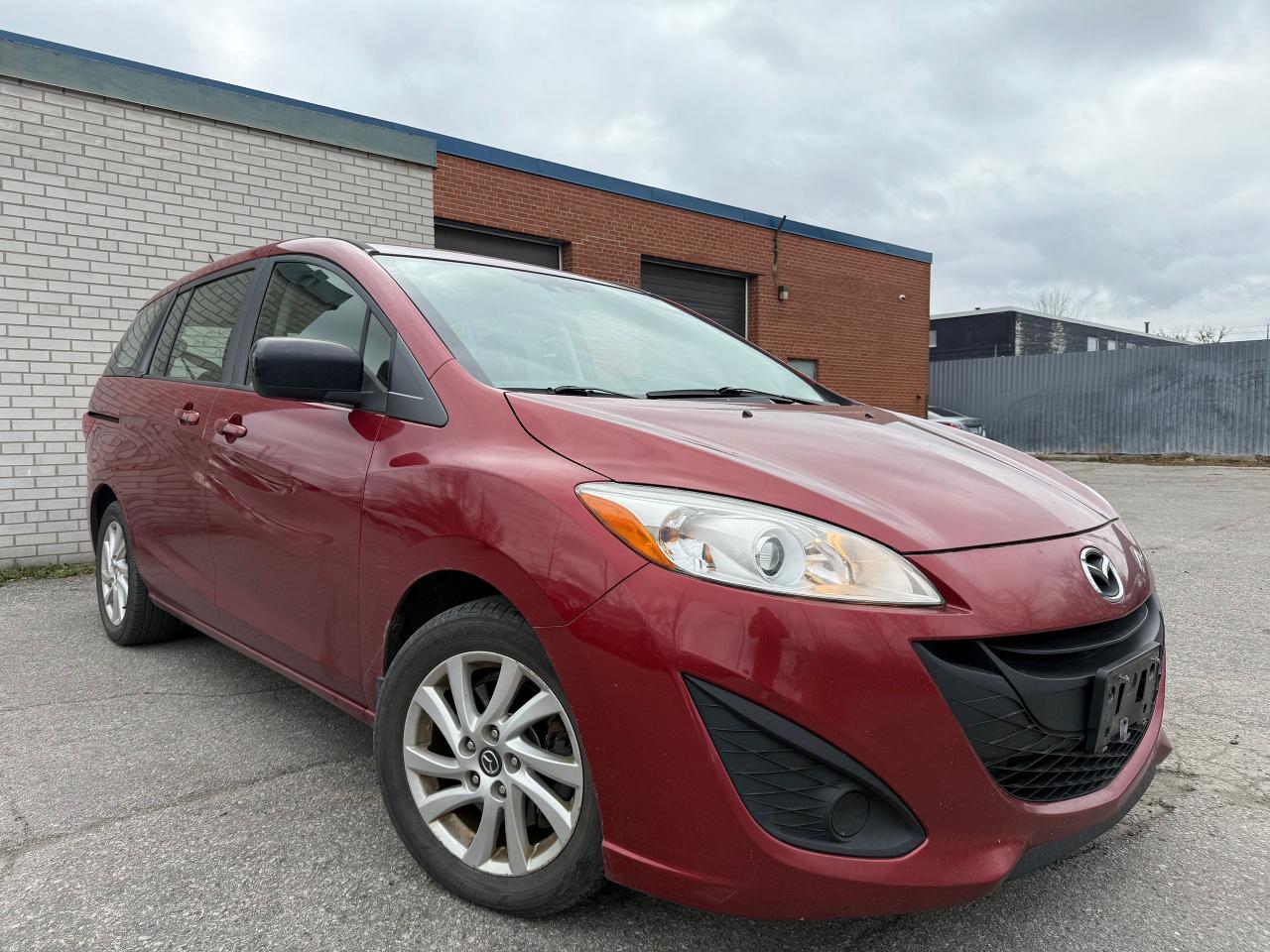 Used 2015 Mazda MAZDA5 Touring FWD *CLEAN CARFAX*6 PASSENGER* for sale in North York, ON
