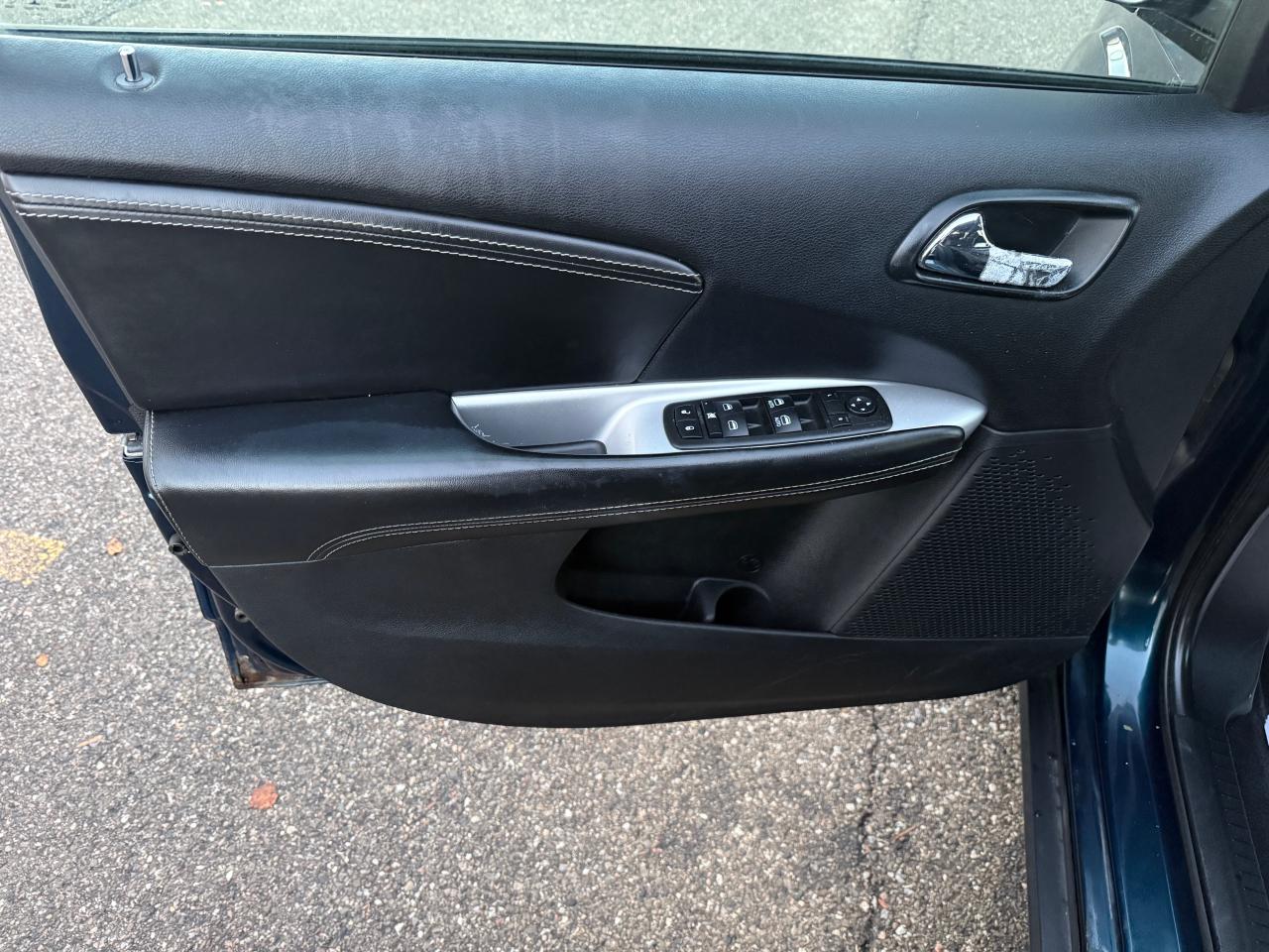 2015 Dodge Journey R/T - Photo #9