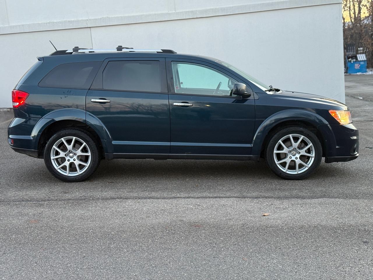 2015 Dodge Journey R/T Photo3