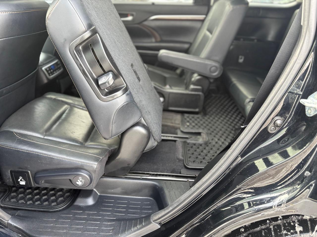 2015 Toyota Highlander LIMITED, 7 PASSENGERS,NAVIGATION,LEATHER,CERTIFIED Photo