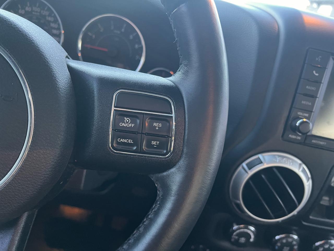 2015 Jeep Wrangler Sahara 4DR *CERTIFIED Photo20