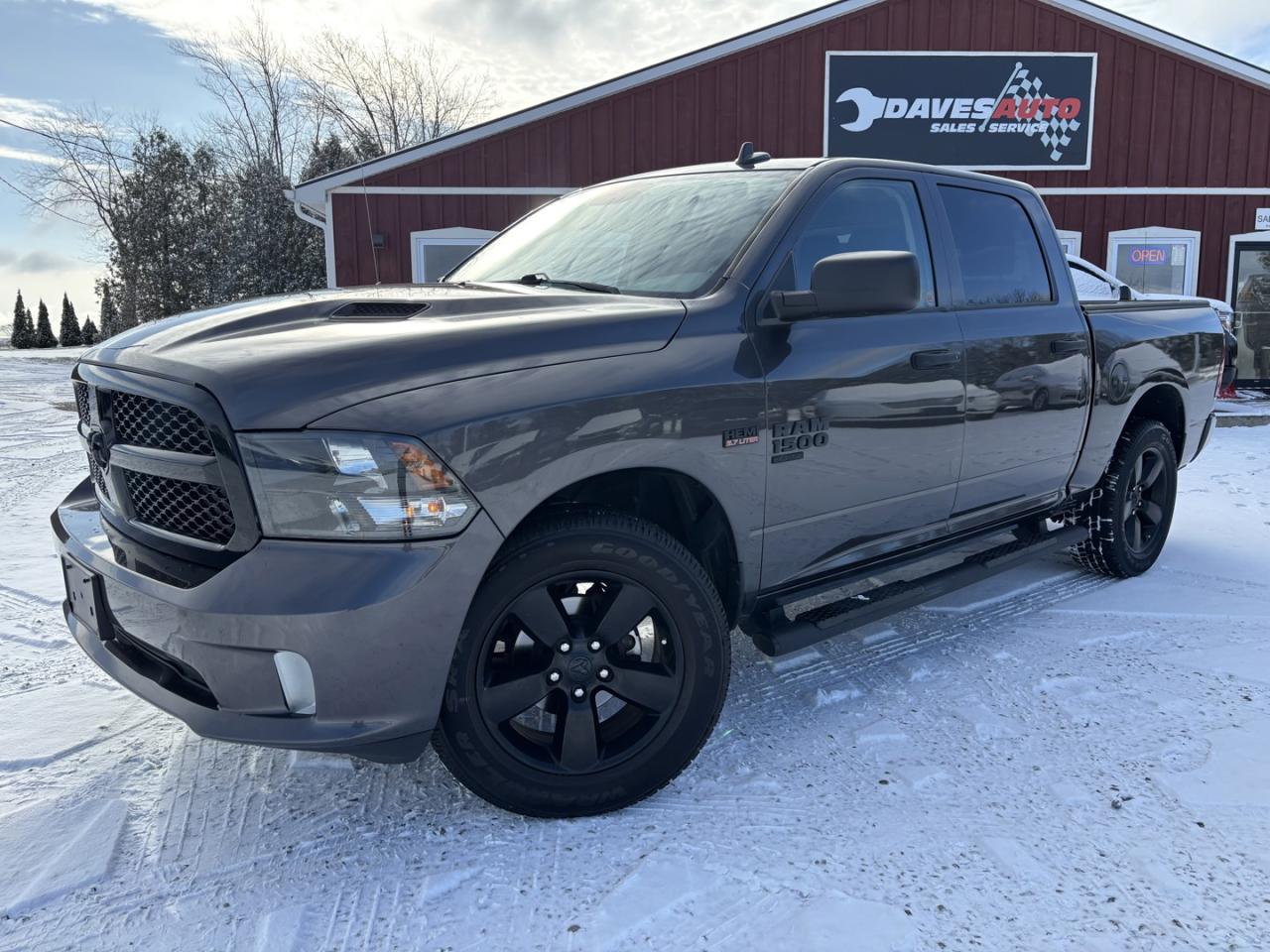 Used 2019 RAM 1500 Classic 4X4 CREW CAB 5'7