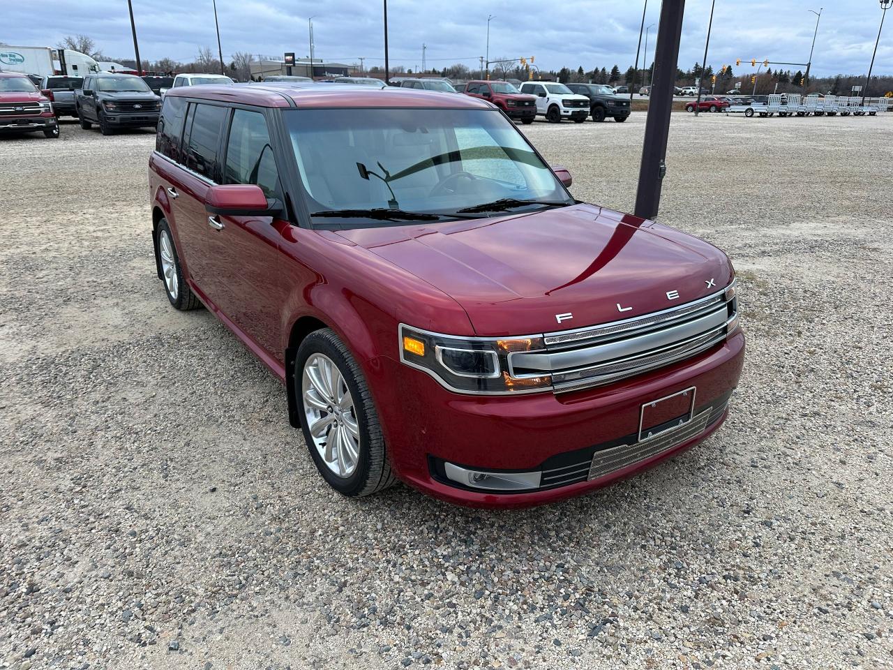 Used 2015 Ford Flex limited for sale in Elie, MB