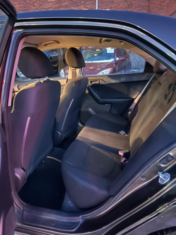 2010 Kia Forte EX - Photo #10
