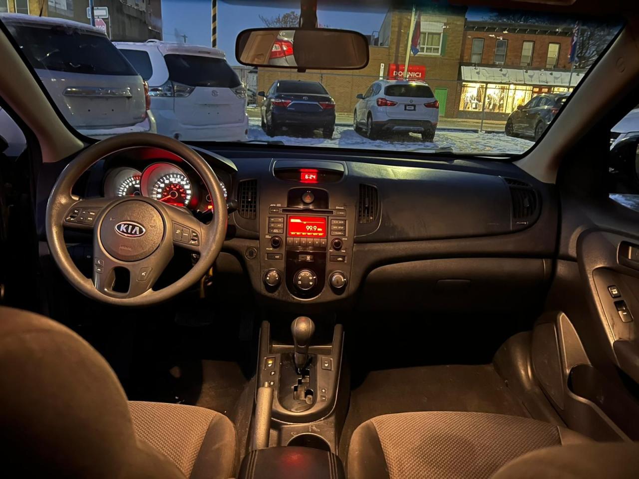 2010 Kia Forte EX - Photo #11